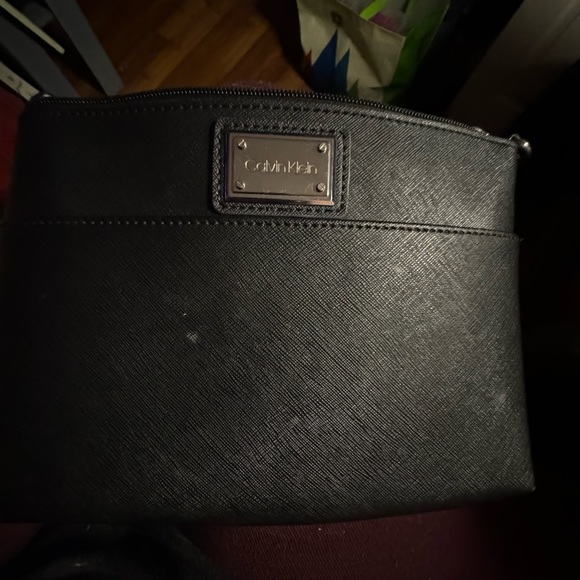 Calvin Klein Crossbody Purse - Picture 2 of 9
